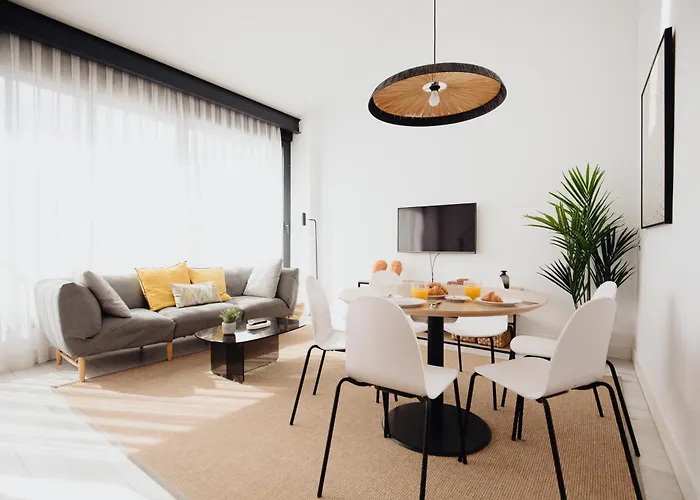 Aspasios Atocha Apartments Madrid